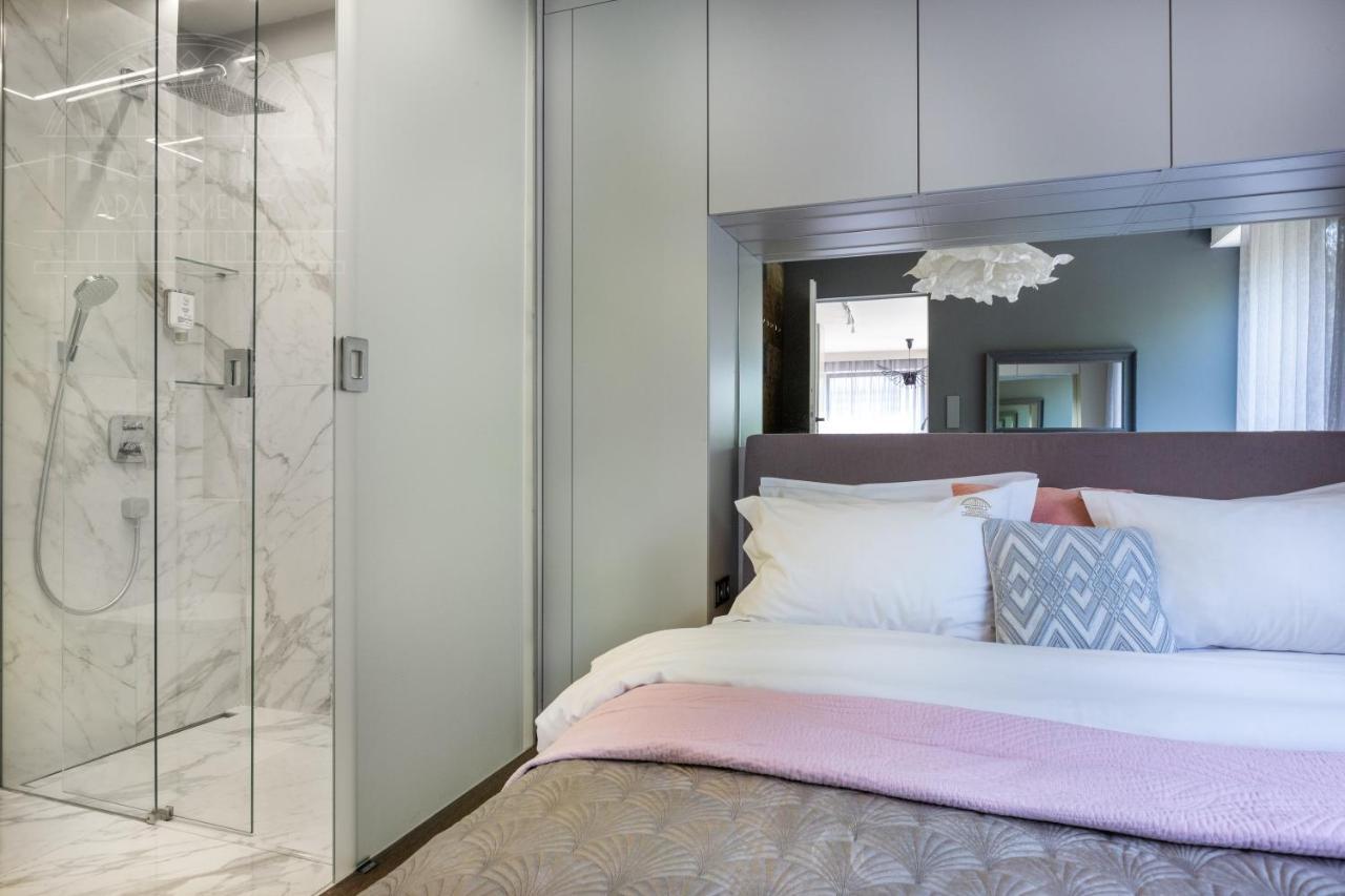 Modern View Of Planty Park Apartment Krakow Ngoại thất bức ảnh