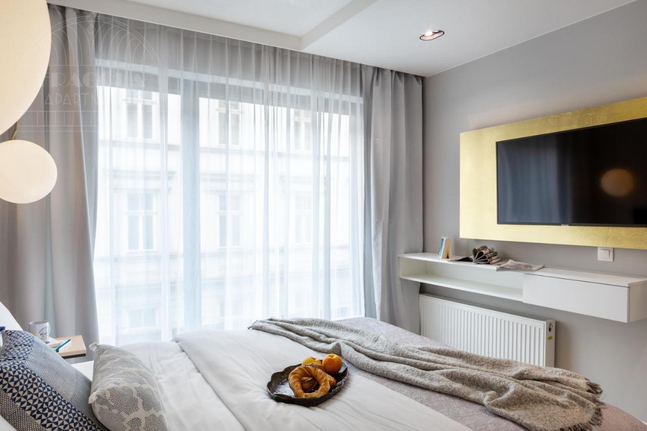 Modern View Of Planty Park Apartment Krakow Ngoại thất bức ảnh