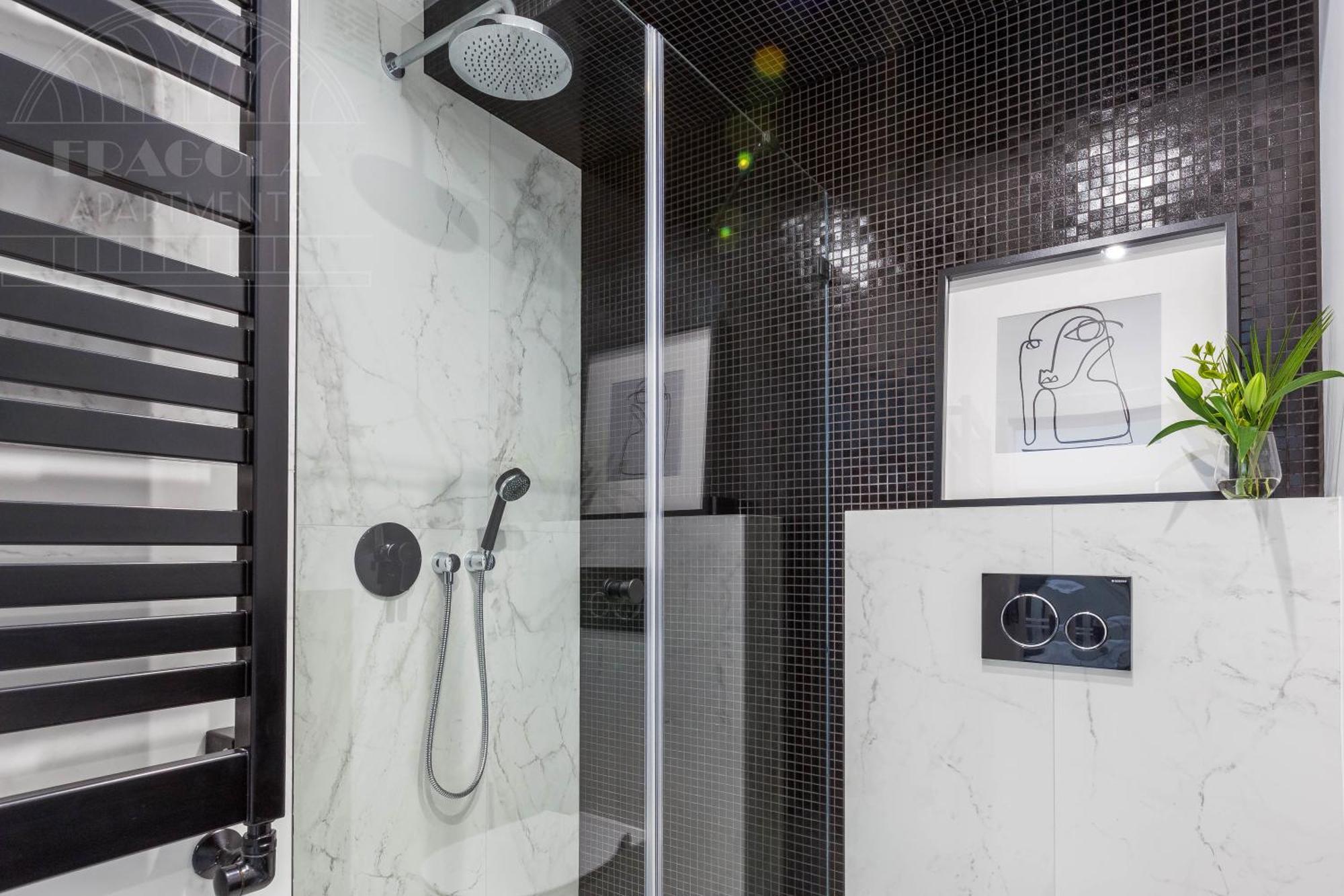Modern View Of Planty Park Apartment Krakow Ngoại thất bức ảnh